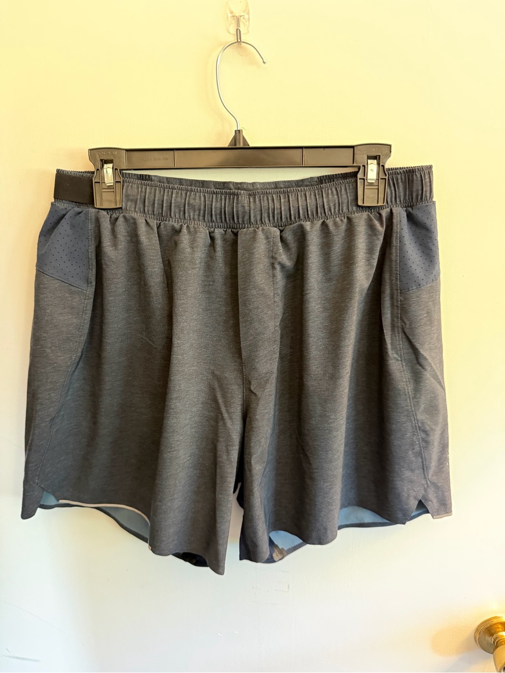 Men’s Lululemon Lined Running Short